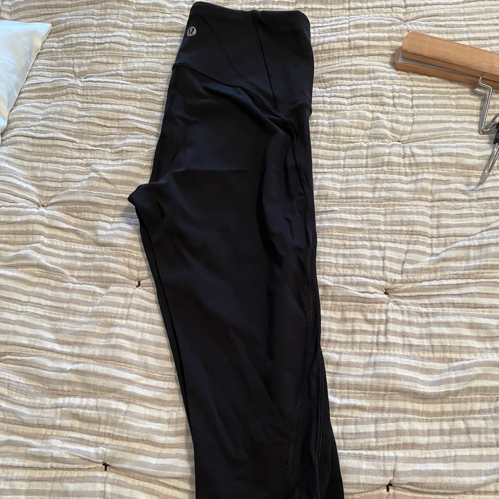 EUC Lululemon Running Crops Black Sz4